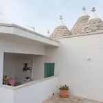 Trulli In Puglia With Private Forest Дом отдыха Локоротондо