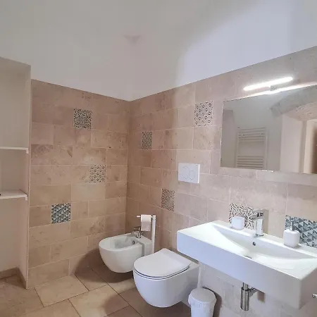 度假居 Trulli In Puglia With Private Forest 洛科罗通多