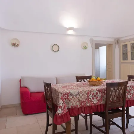 Trulli Di Mina In Ferienhaus *